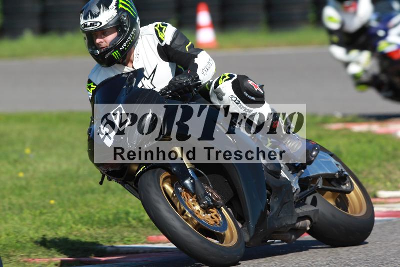 /Archiv-2022/64 19.09.2022.09 Plüss Moto Sport Yamaha Fun Day ADR/Sportfahrer/52